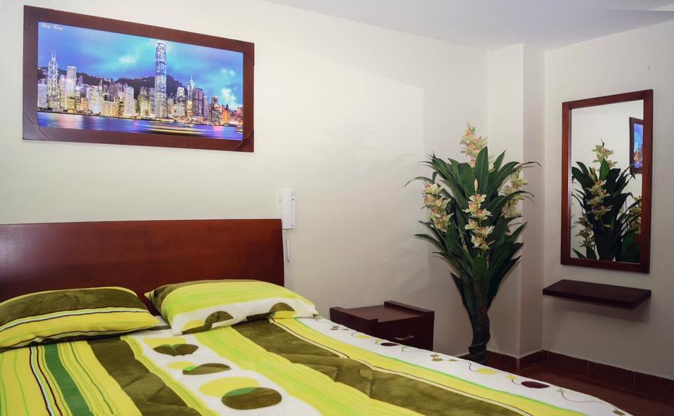Hotel Reina Isabella Ipiales Esterno foto